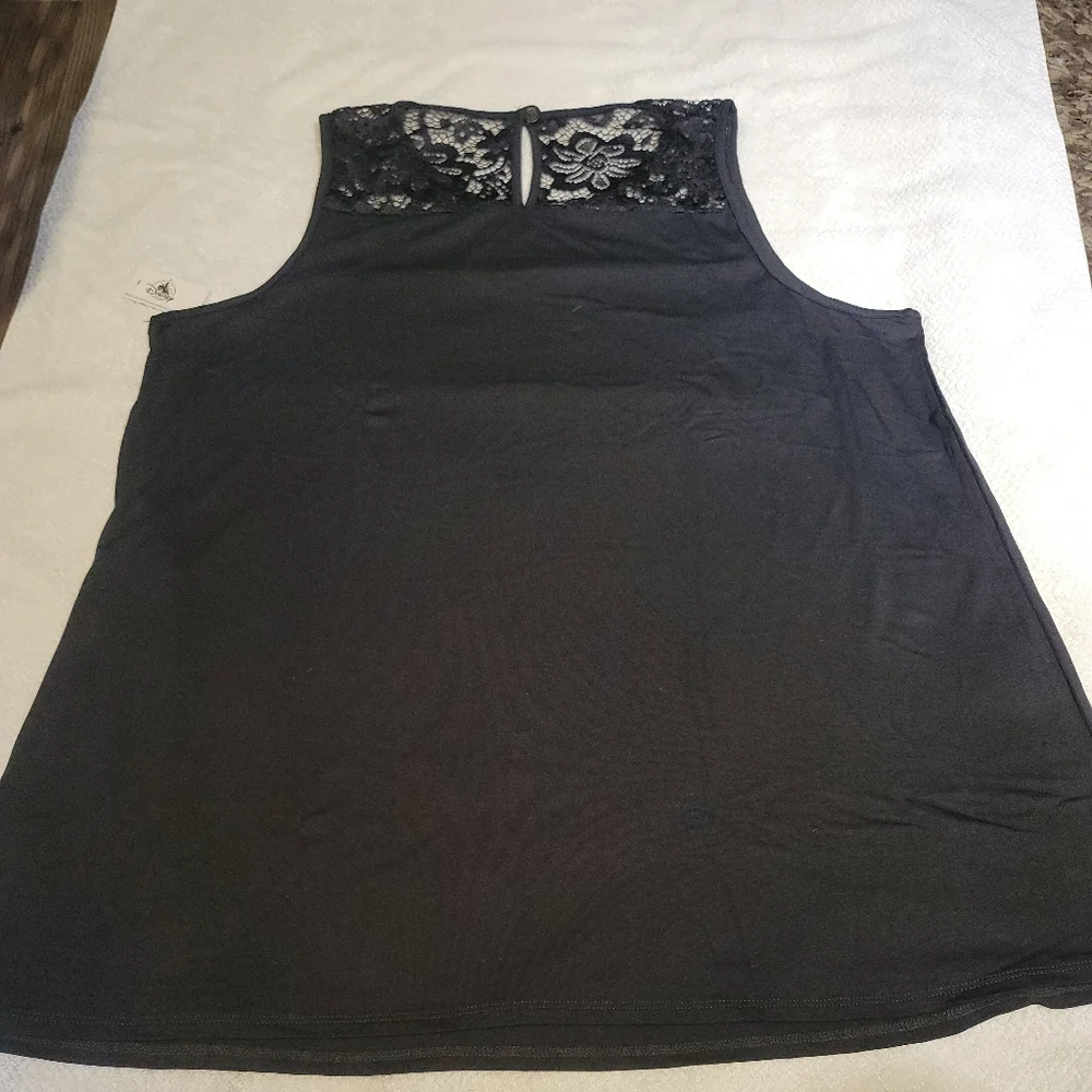 Disney Coco Day of the Dead Top - Picture 3 of 4